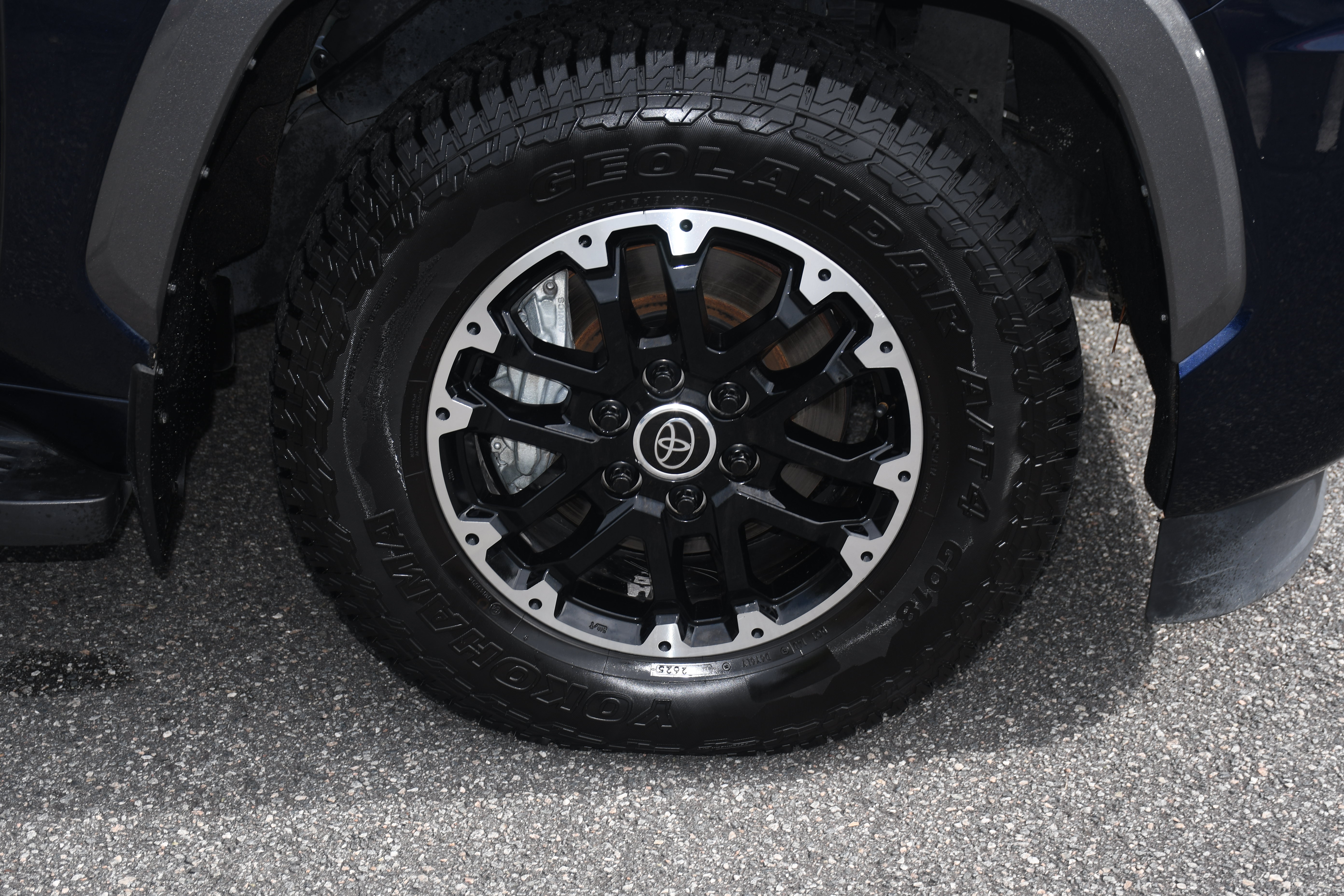 Certified 2023 Toyota Sequoia Limited w/ TRD Off-Road Package AWD/4WD image 23