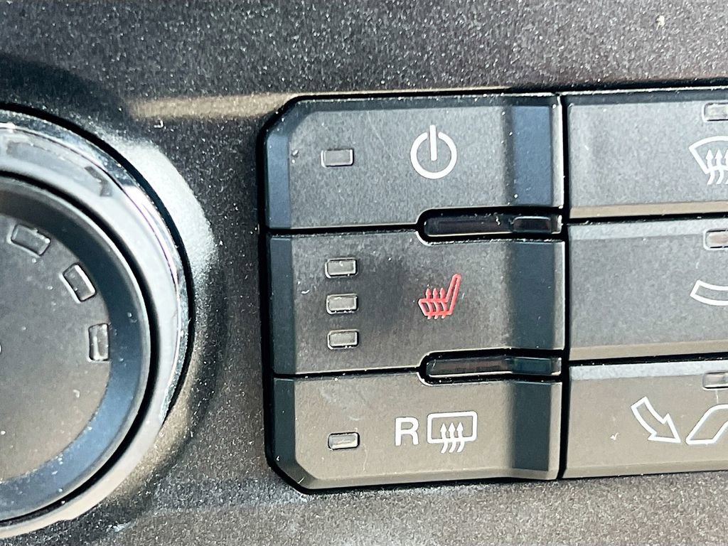 Used 2020 Ford F150 XLT w/ Equipment Group 302A Luxury AWD/4WD image 22