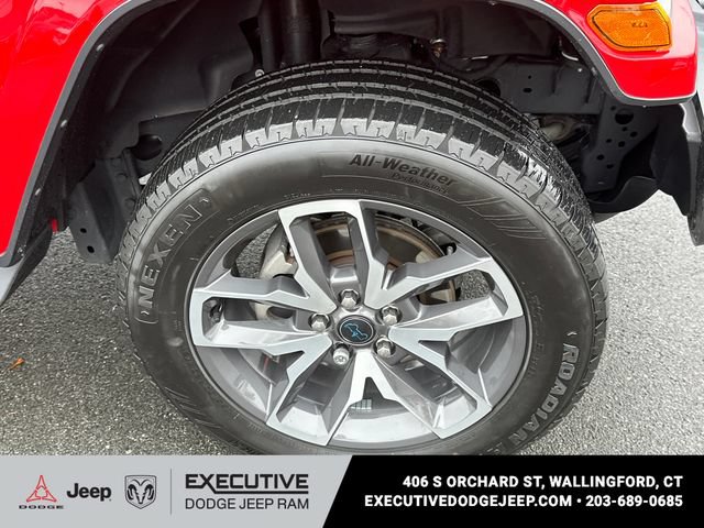 Used 2024 Jeep Wrangler Unlimited w/ Convenience Group AWD/4WD image 7