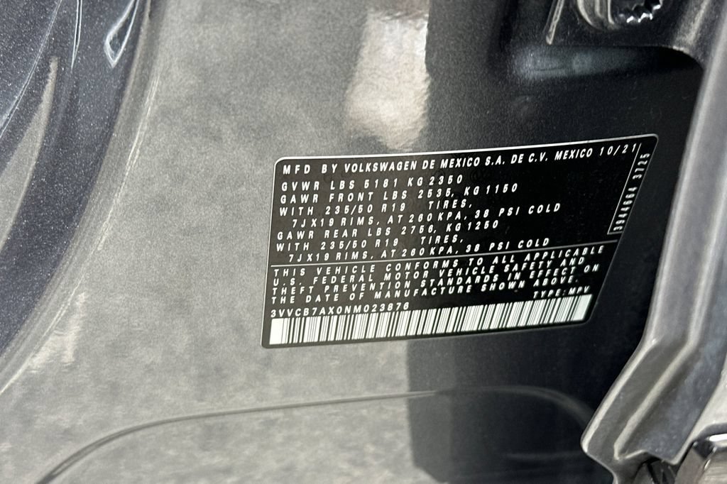 Used 2022 Volkswagen Tiguan SE R-Line FWD image 30