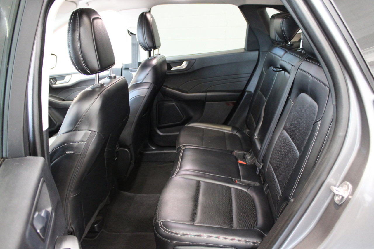 Used 2021 Ford Escape SEL image 9