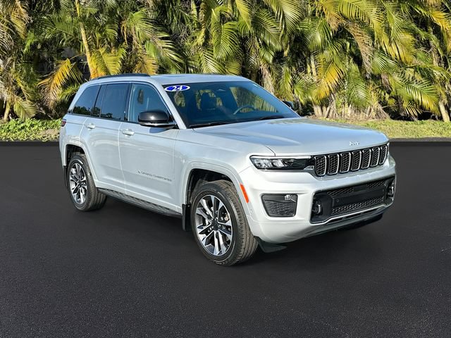 Used 2024 Jeep Grand Cherokee Overland w/ Trailer Tow Package AWD/4WD image 2