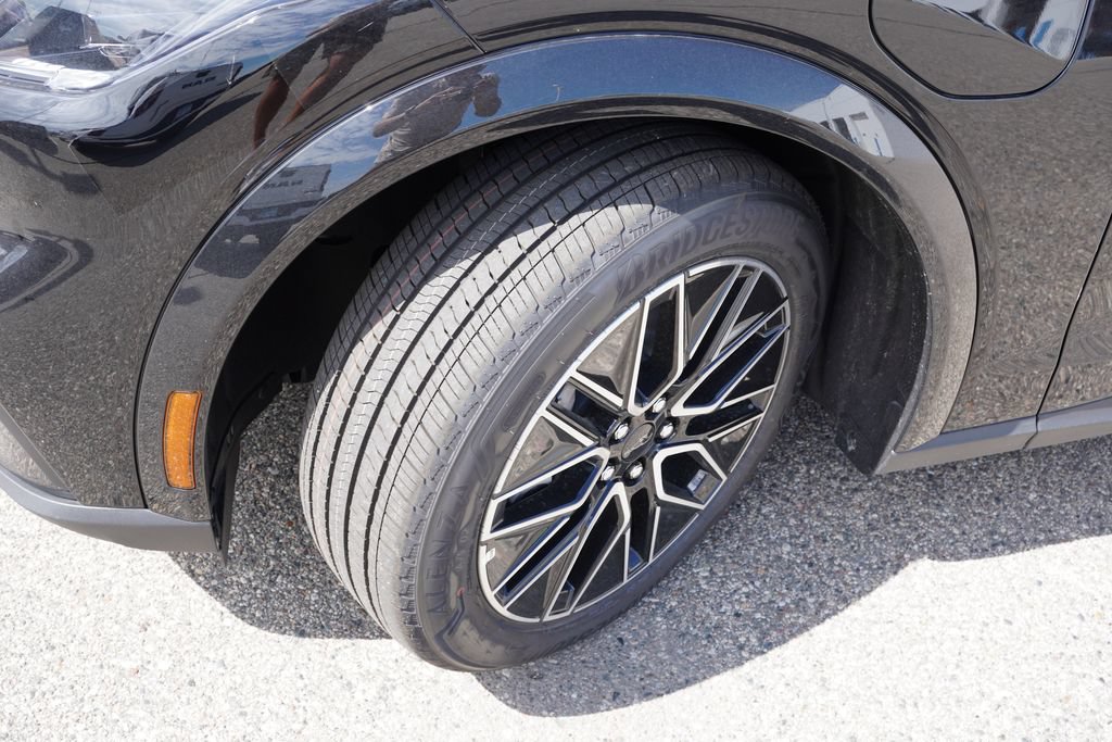 New 2026 Ford Mustang Mach-E Premium AWD/4WD image 9