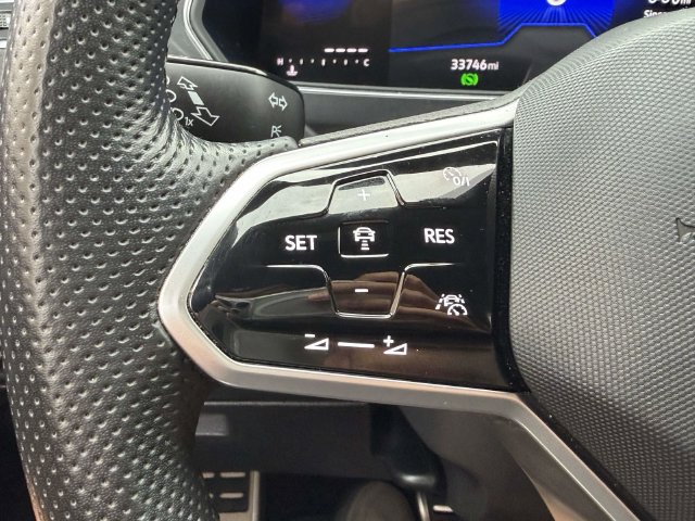 Used 2024 Volkswagen Tiguan SE R-Line AWD/4WD image 23