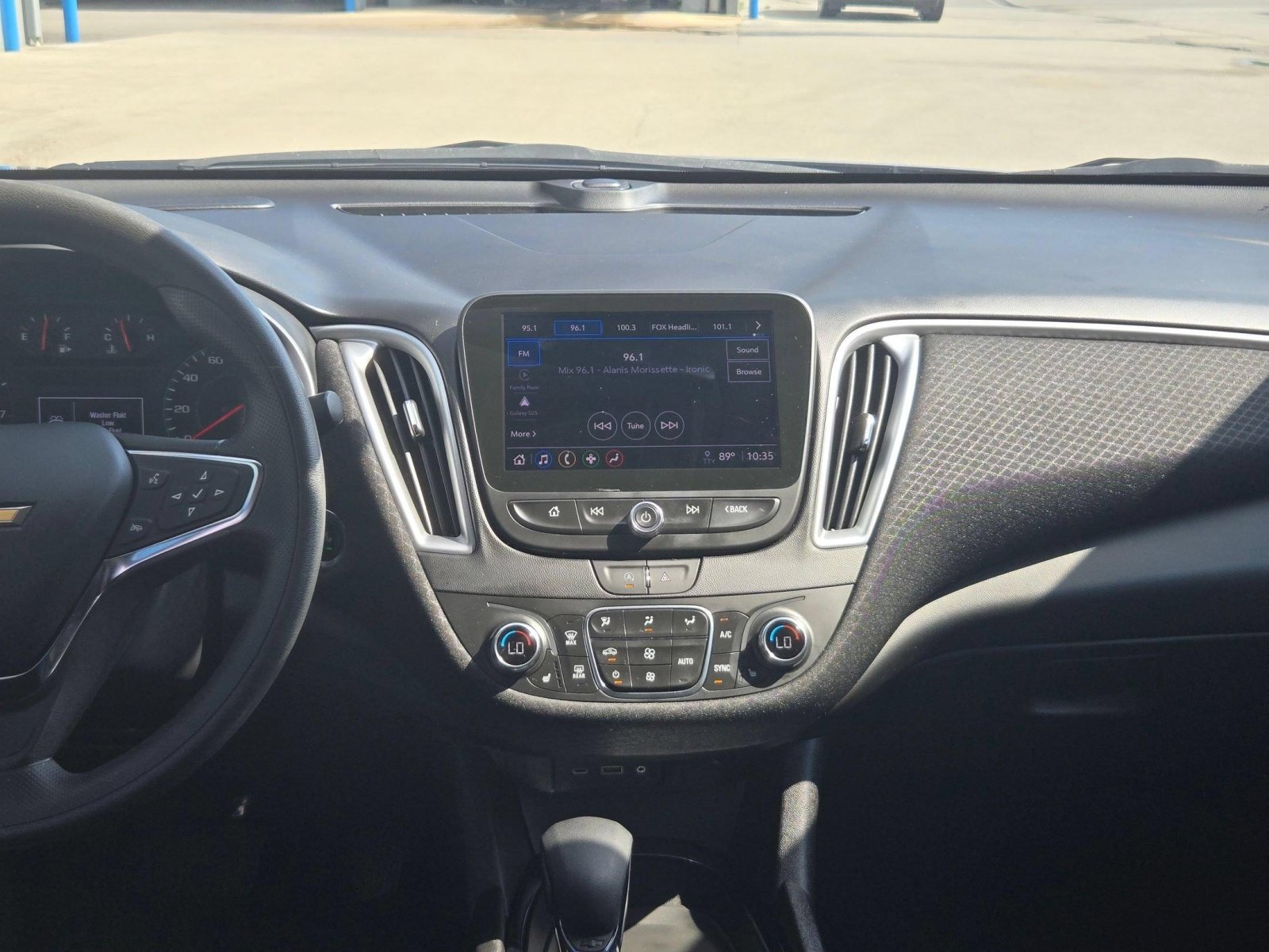Used 2024 Chevrolet Malibu LT FWD image 15