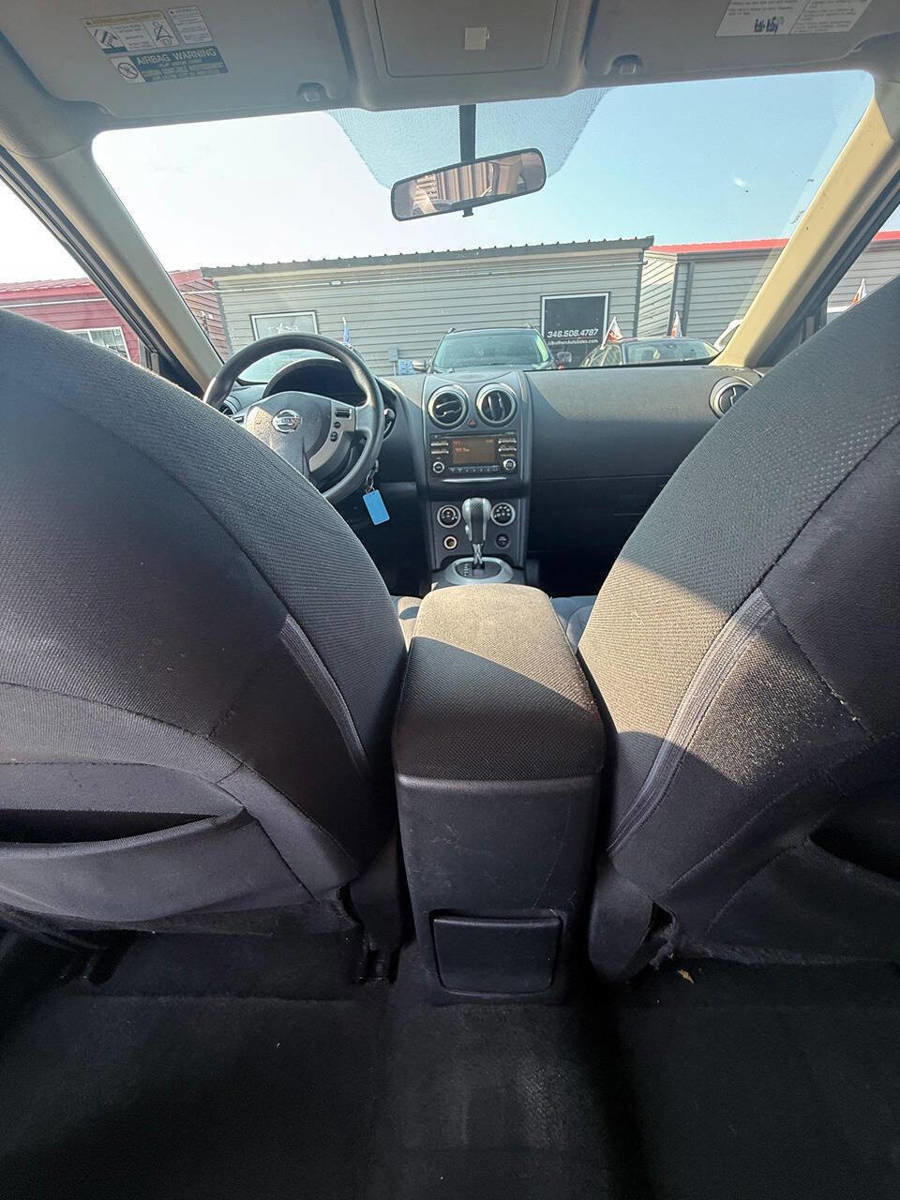 Used 2012 Nissan Rogue S w/ Special Edition Pkg image 39