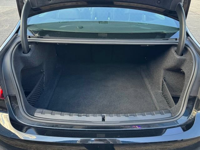 Used 2021 BMW 330i xDrive Sedan w/ Driving Assistance Package AWD/4WD image 13
