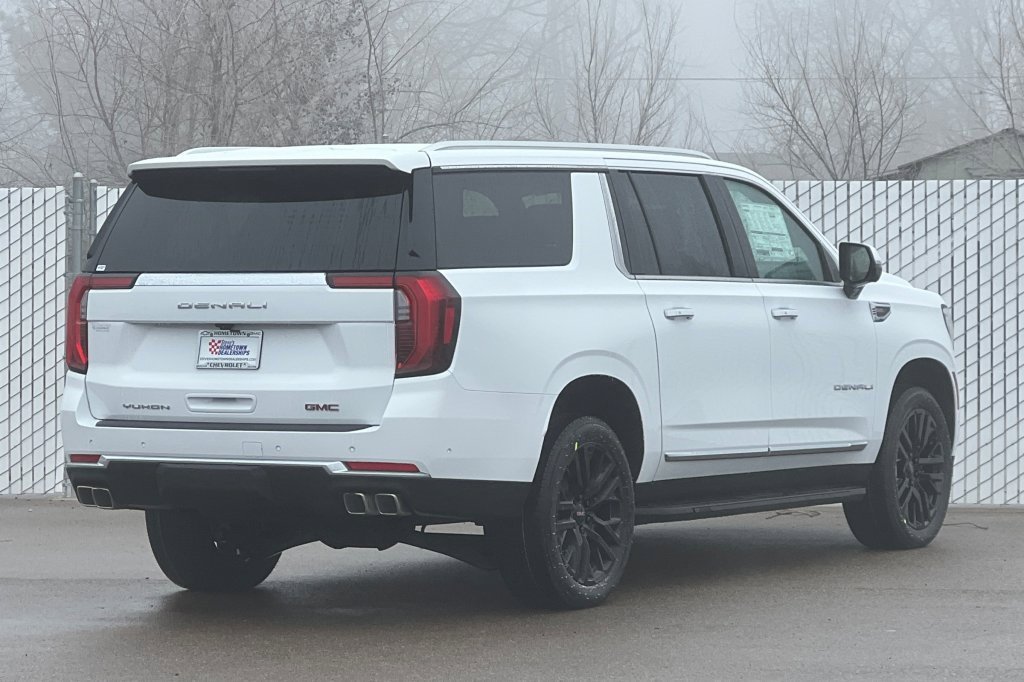 New 2026 GMC Yukon XL Denali image 4