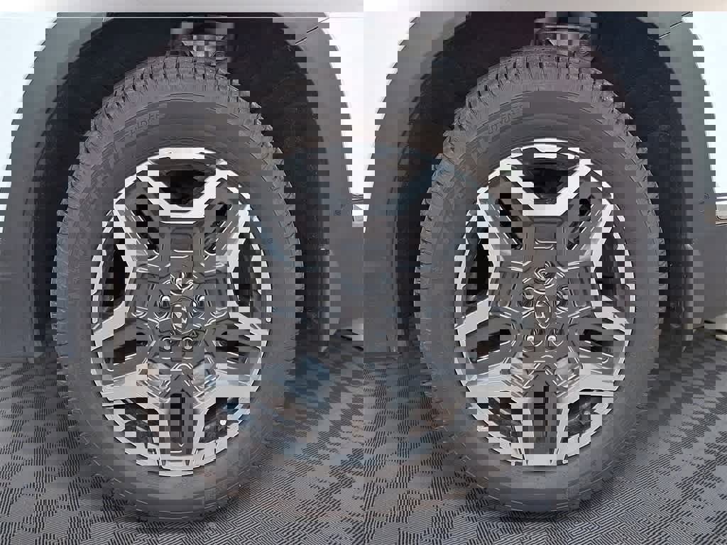 Used 2021 Hyundai Santa Fe Limited image 8