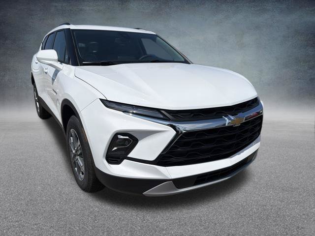 New 2026 Chevrolet Blazer LT w/ Convenience Package FWD image 4