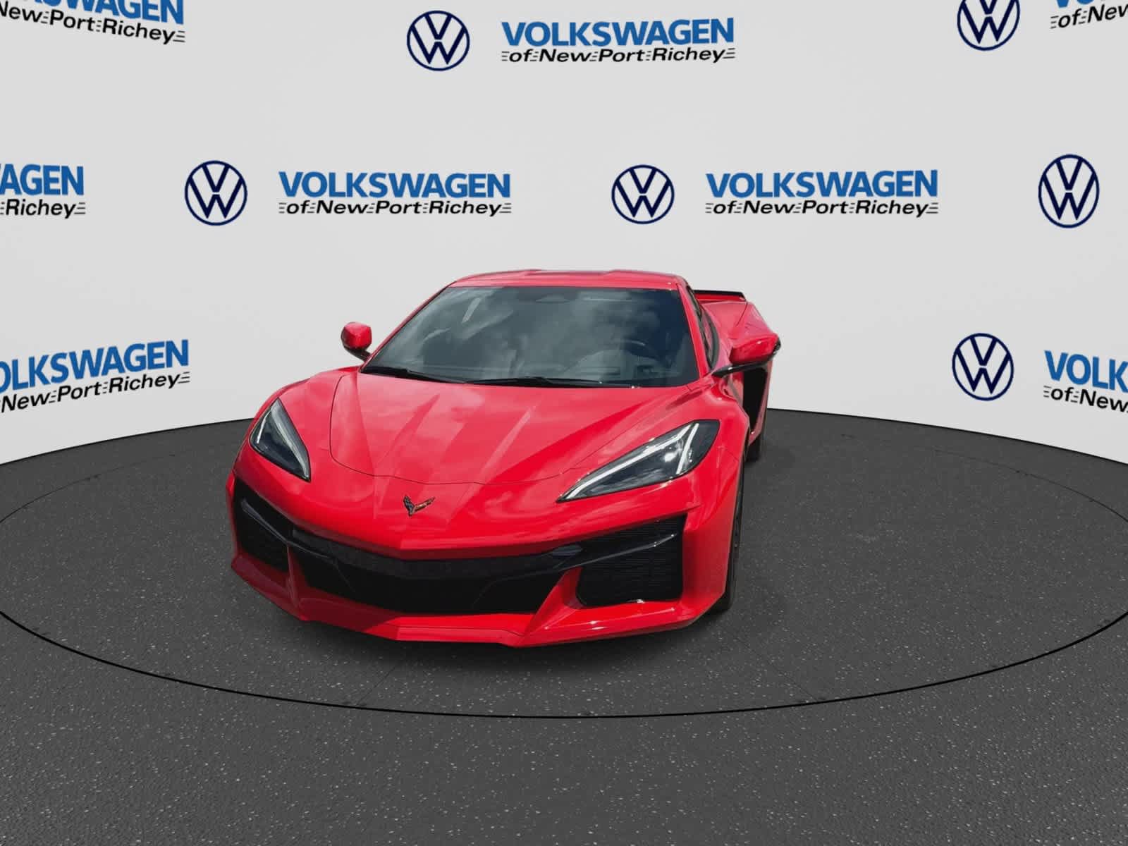 Used 2024 Chevrolet Corvette Z06 RWD image 3