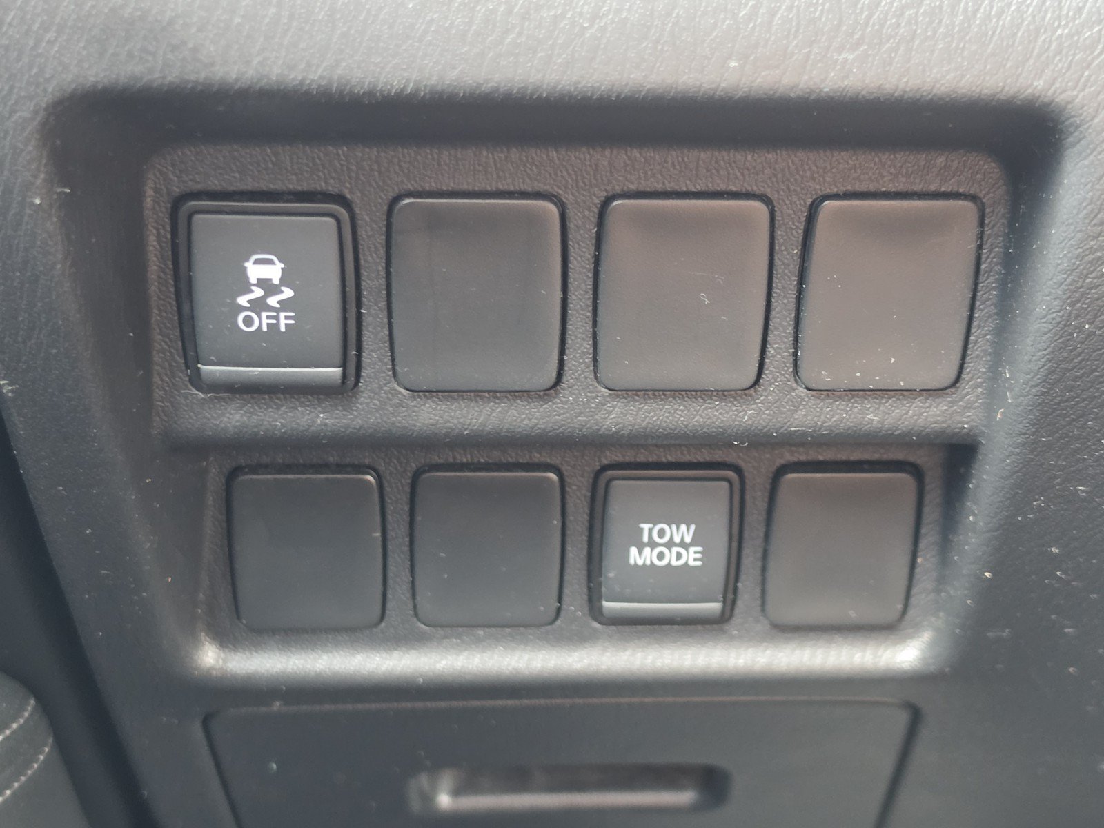 Used 2018 Nissan Pathfinder S FWD image 16