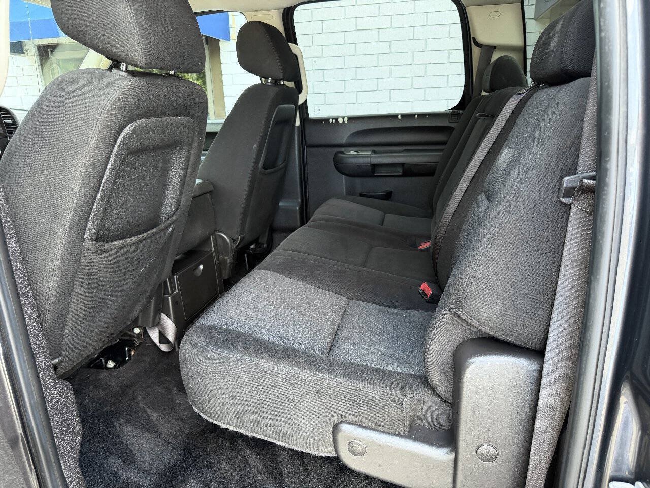 Used 2010 Chevrolet Silverado 1500 LT w/ Power Pack Plus AWD/4WD image 14