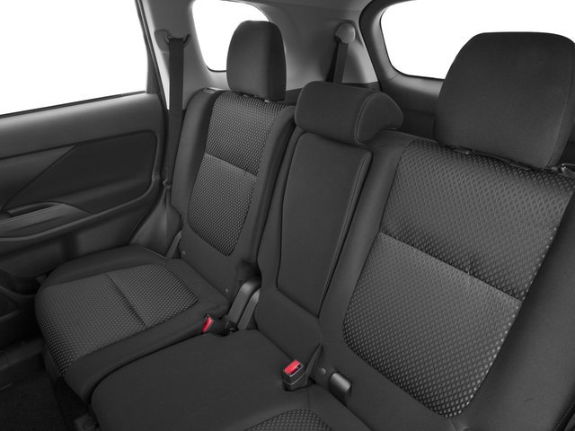 Used 2017 Mitsubishi Outlander ES image 14