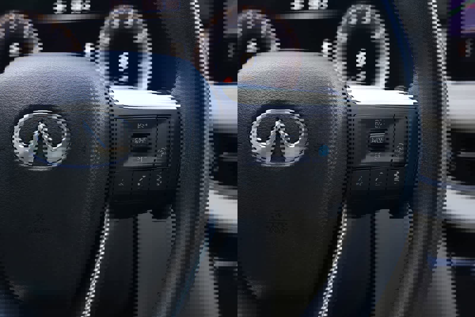 Certified 2023 INFINITI QX60 Luxe w/ Cargo Package image 11