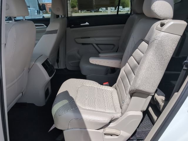 Certified 2021 Volkswagen Atlas SEL Premium image 24