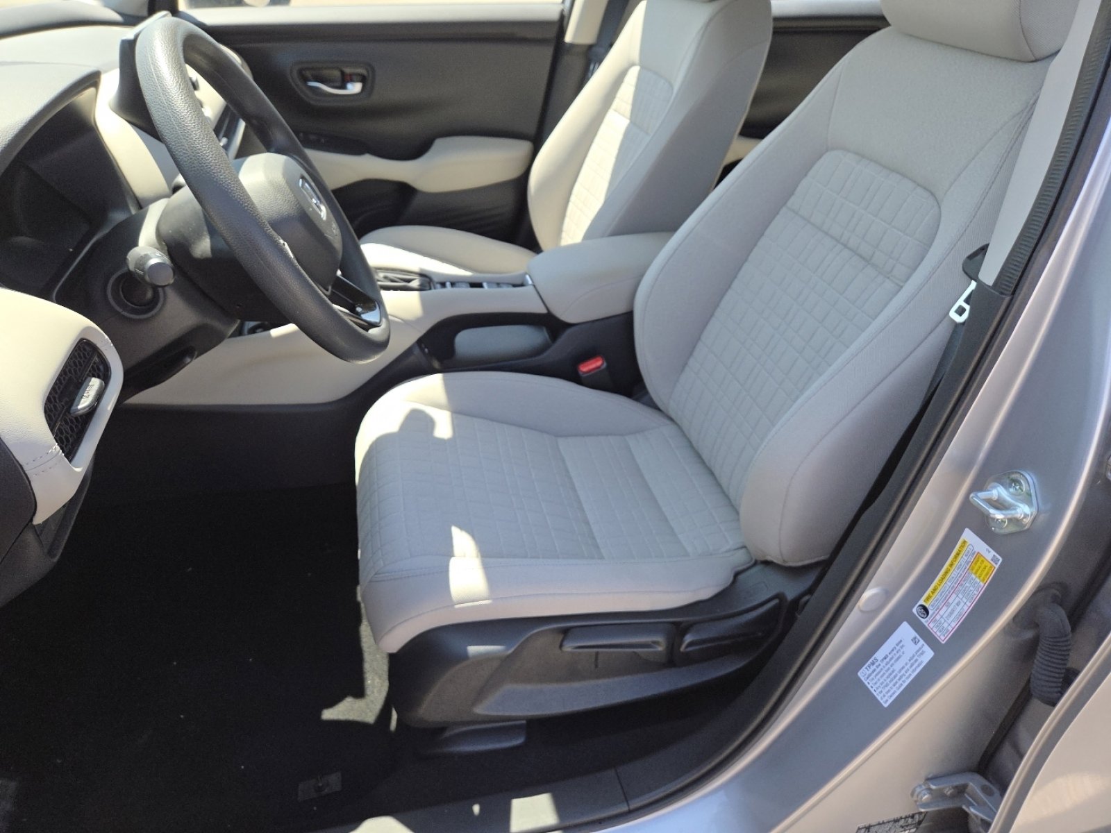 Used 2024 Honda HR-V LX image 20