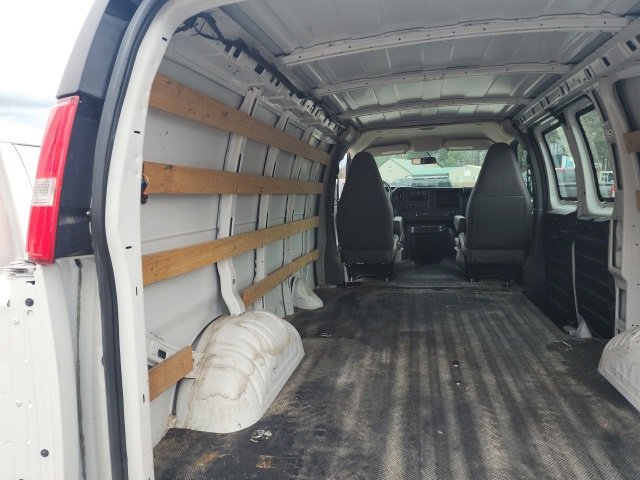Used 2020 Chevrolet Express 2500 w/ Driver Convenience Package image 21