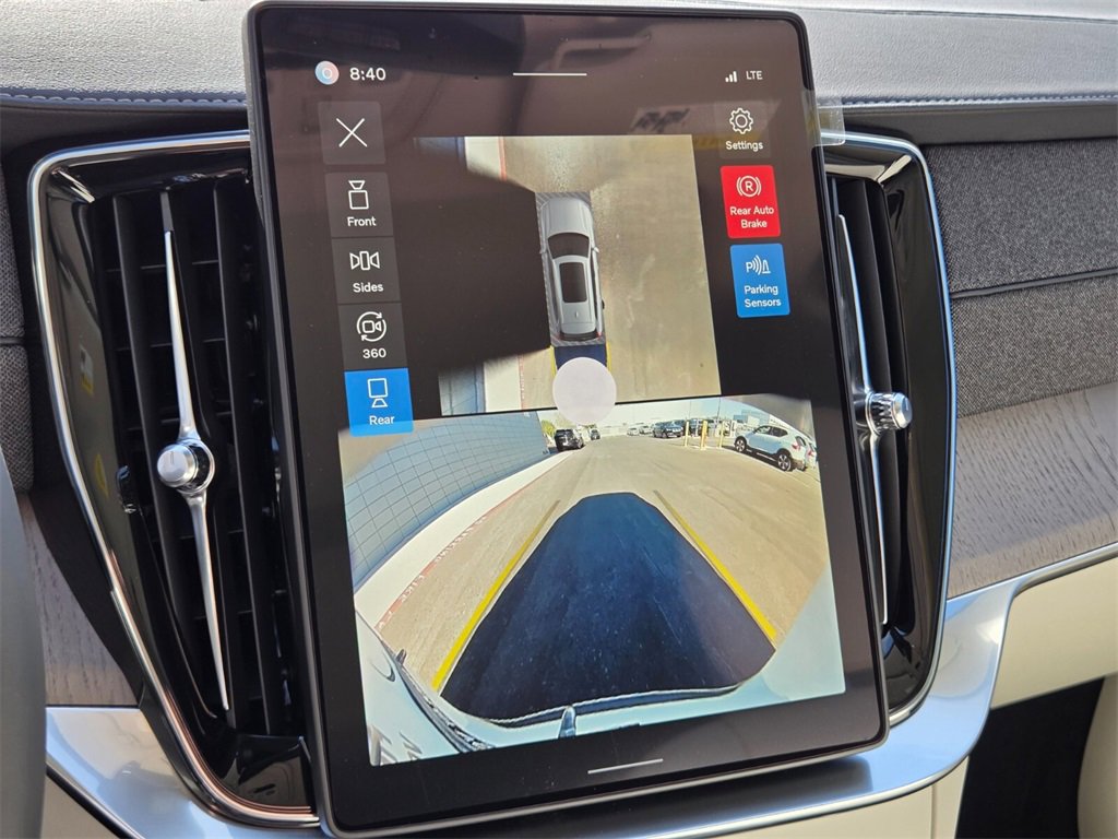 New 2026 Volvo XC90 B6 Ultra w/ Protection Package image 27
