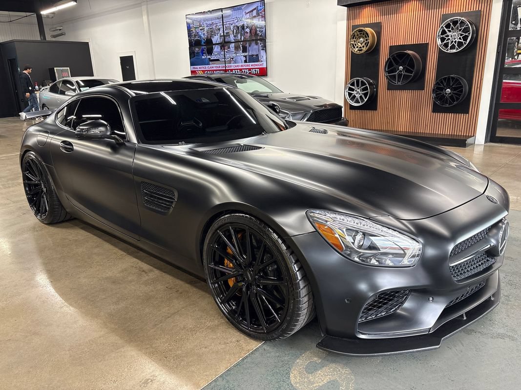 Used 2016 Mercedes-Benz AMG GT S w/ Exclusive Interior Package image 19
