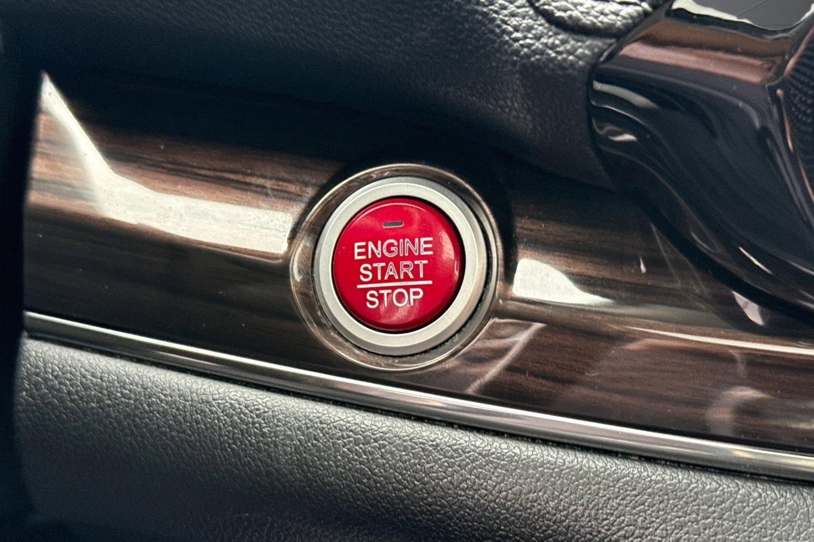 Used 2015 Honda CR-V Touring image 32