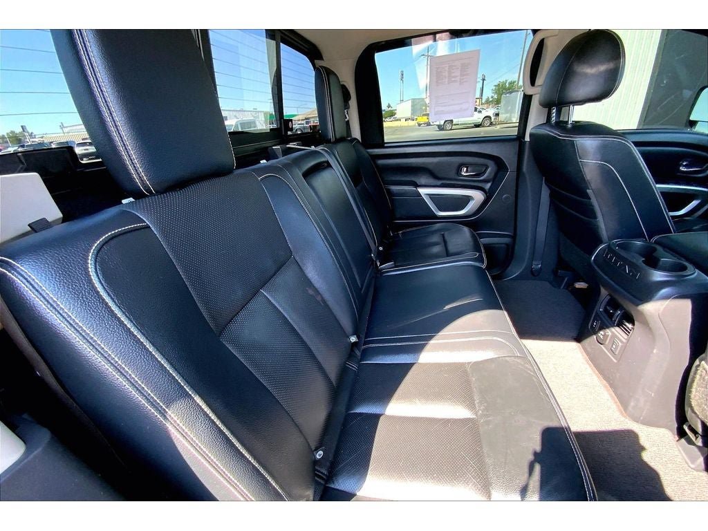 Used 2018 Nissan Titan PRO-4X w/ Pro-4x Convenience Package AWD/4WD image 28