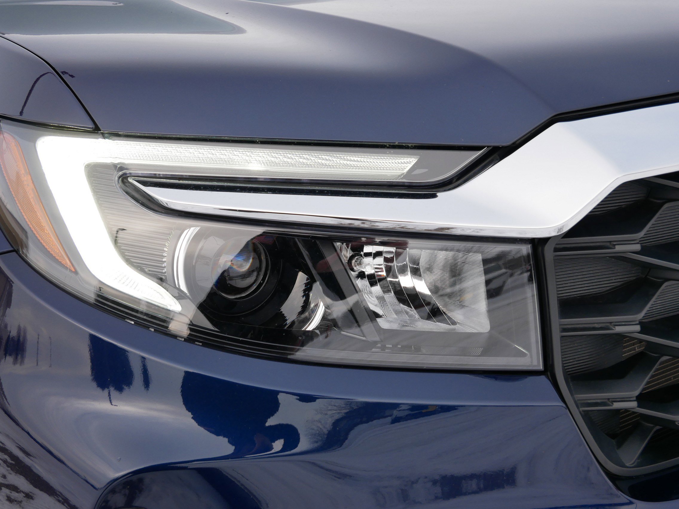 Certified 2025 Honda Passport EX-L image 16