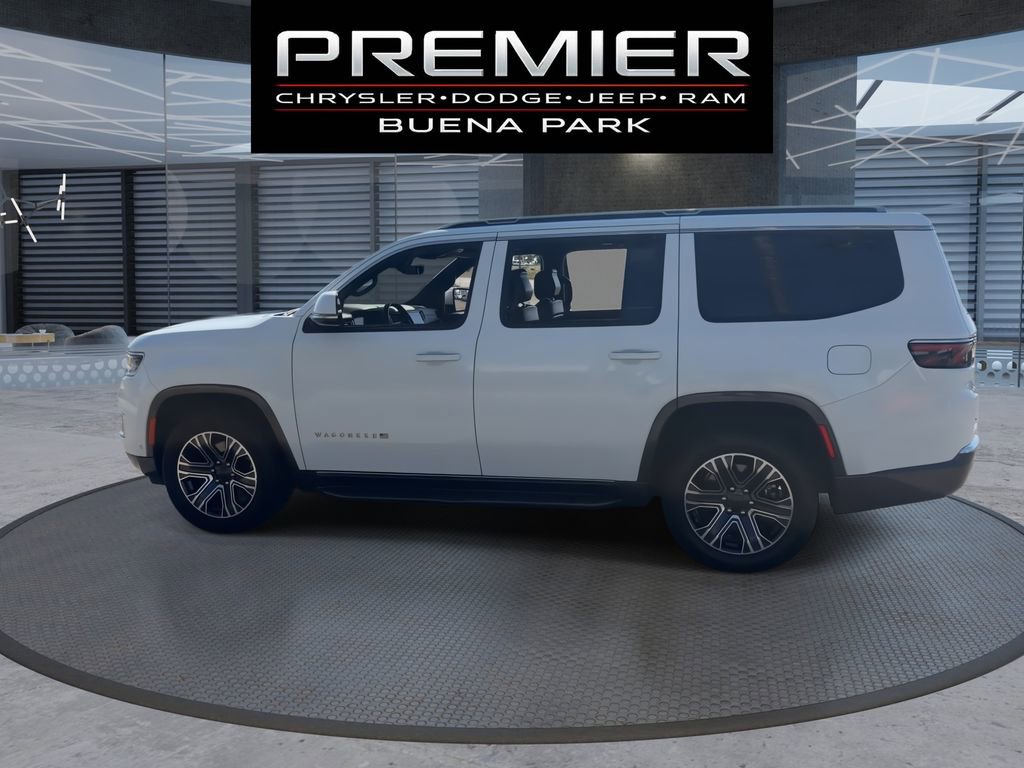 Used 2022 Jeep Wagoneer Series III AWD/4WD image 5