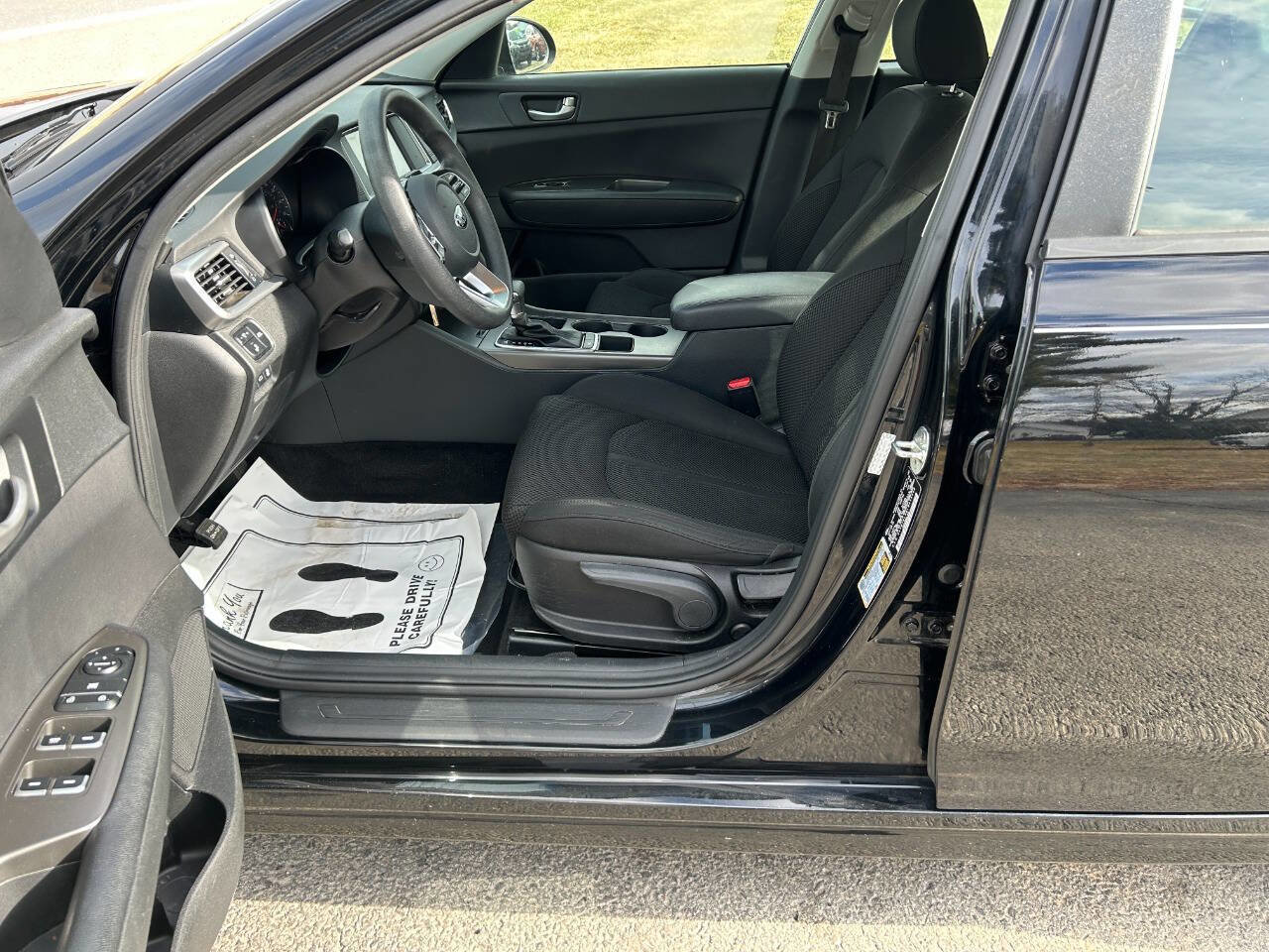 Used 2020 Kia Optima LX image 14