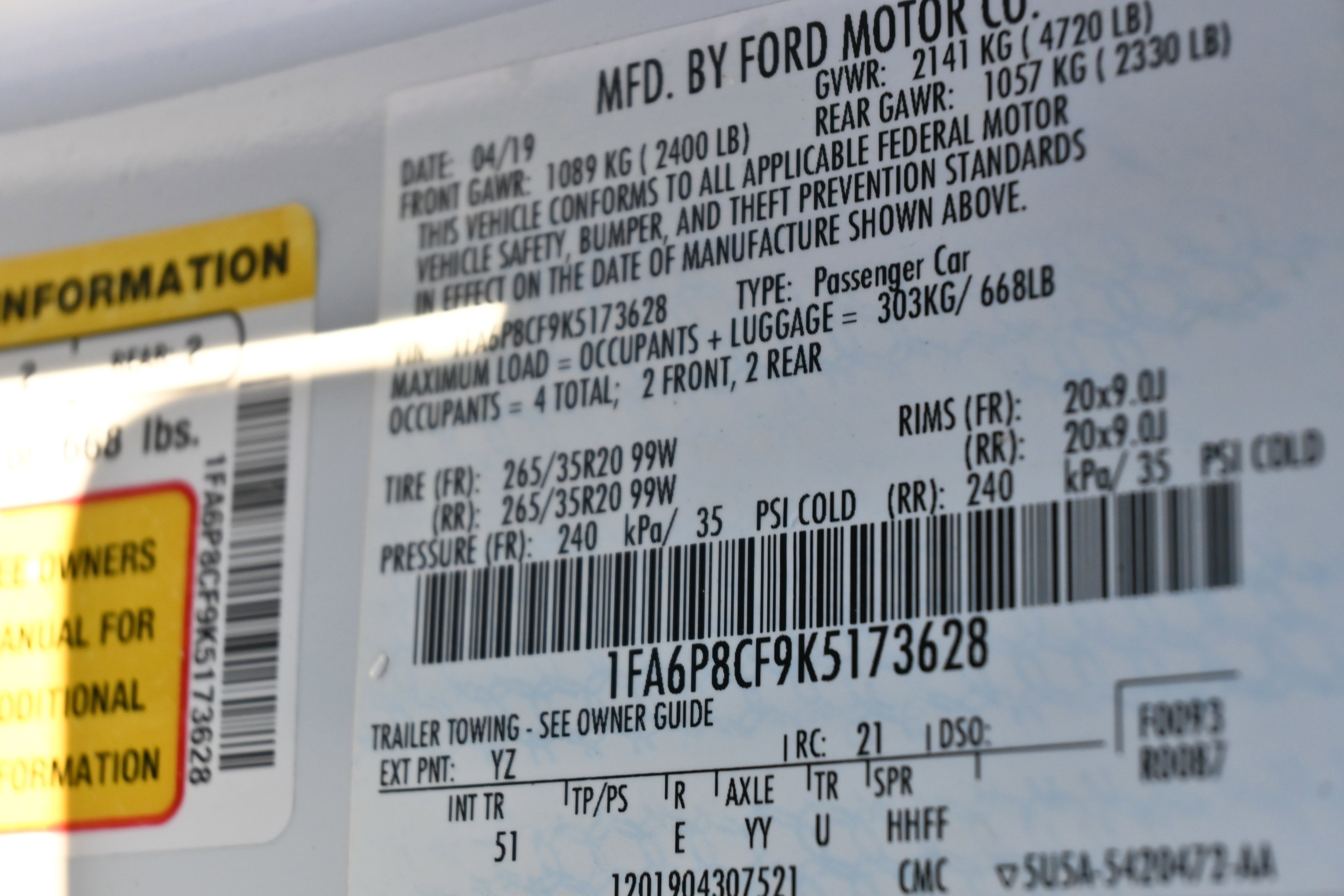 Used 2019 Ford Mustang GT Premium w/ Equipment Group 401A image 18