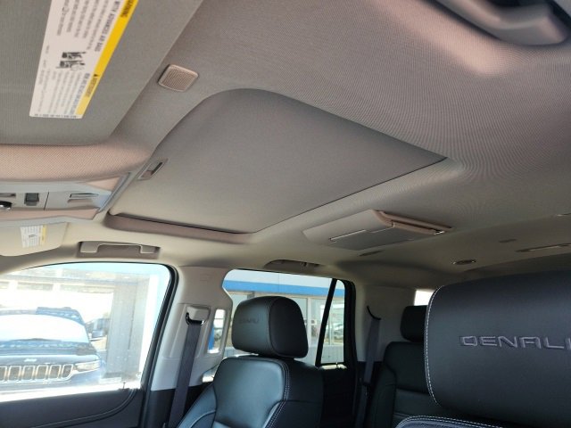 Used 2019 GMC Yukon Denali image 17