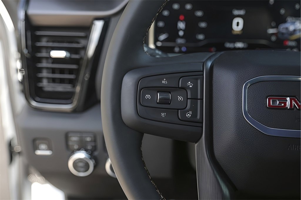 Used 2025 GMC Sierra 2500 AT4 w/ AT4 Premium Plus Package image 12