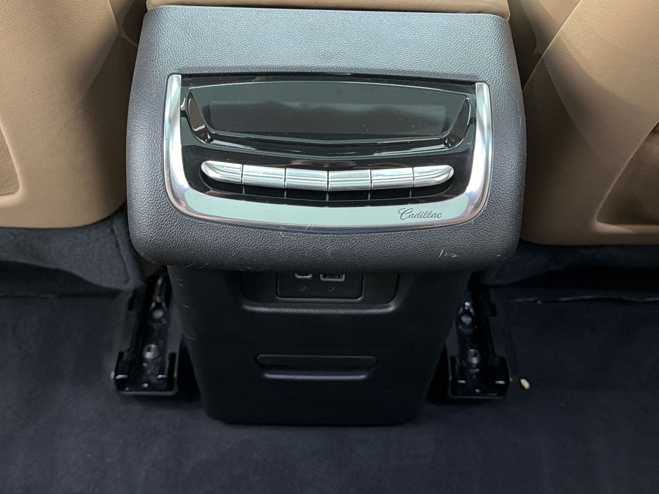 Used 2023 Cadillac XT6 Sport w/ Platinum Package AWD/4WD image 33