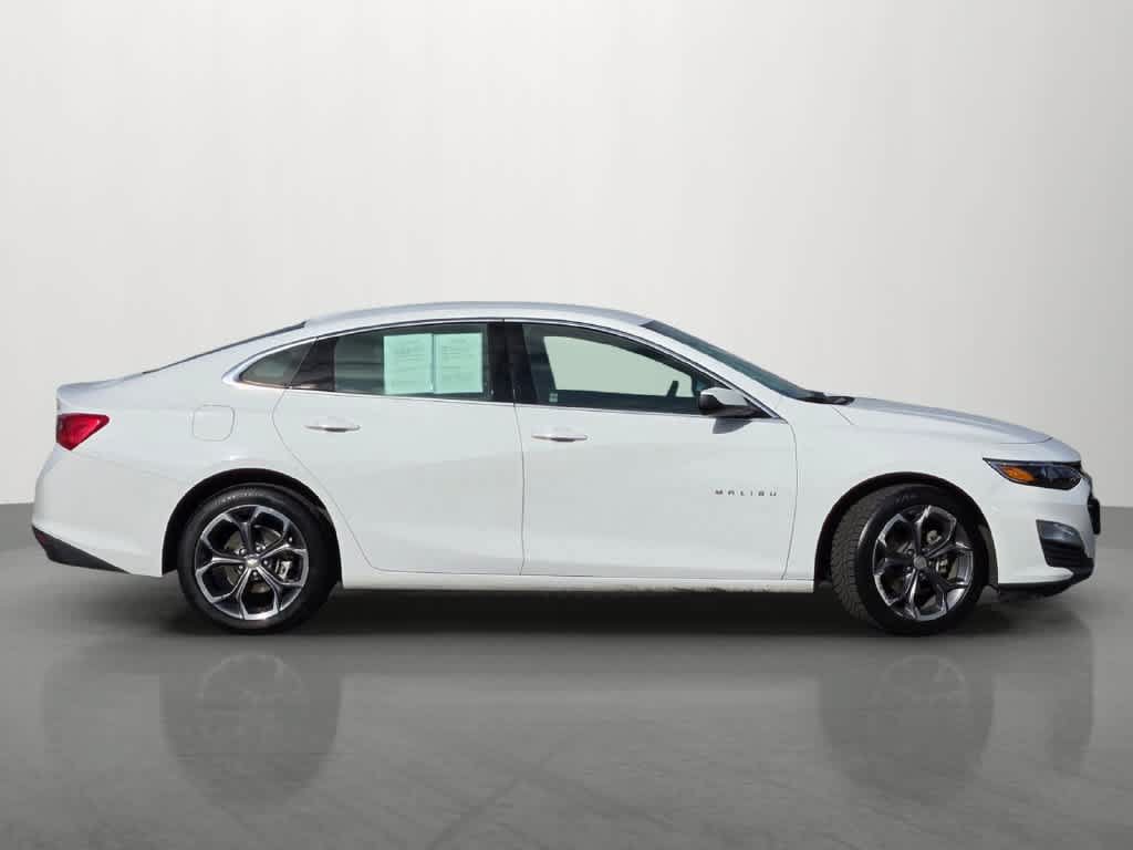 Used 2024 Chevrolet Malibu LT FWD image 7