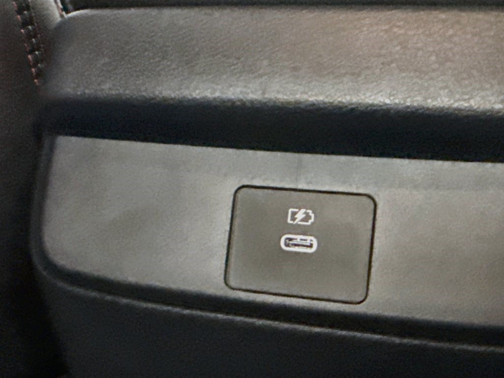 Used 2026 Nissan Sentra SR w/ Floor Mat Package FWD image 41