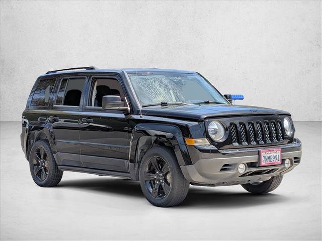 Used 2015 Jeep Patriot Sport w/ Power Value Group FWD image 4