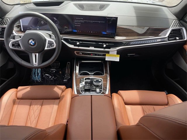 New 2026 BMW X7 M60i image 15