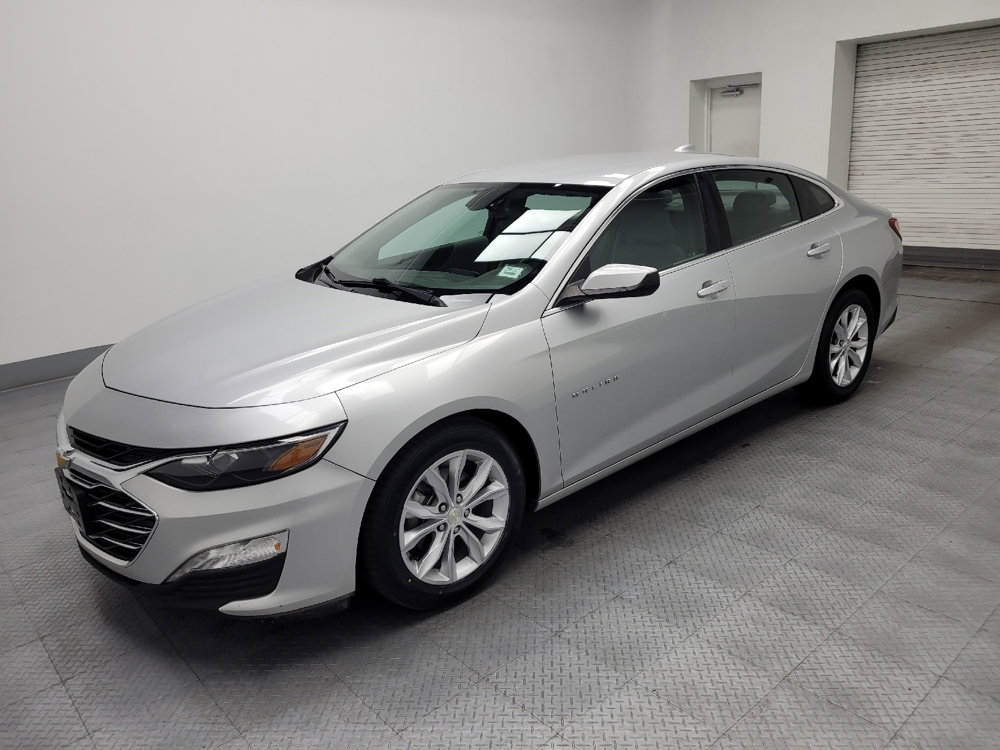 Used 2020 Chevrolet Malibu LT image 2