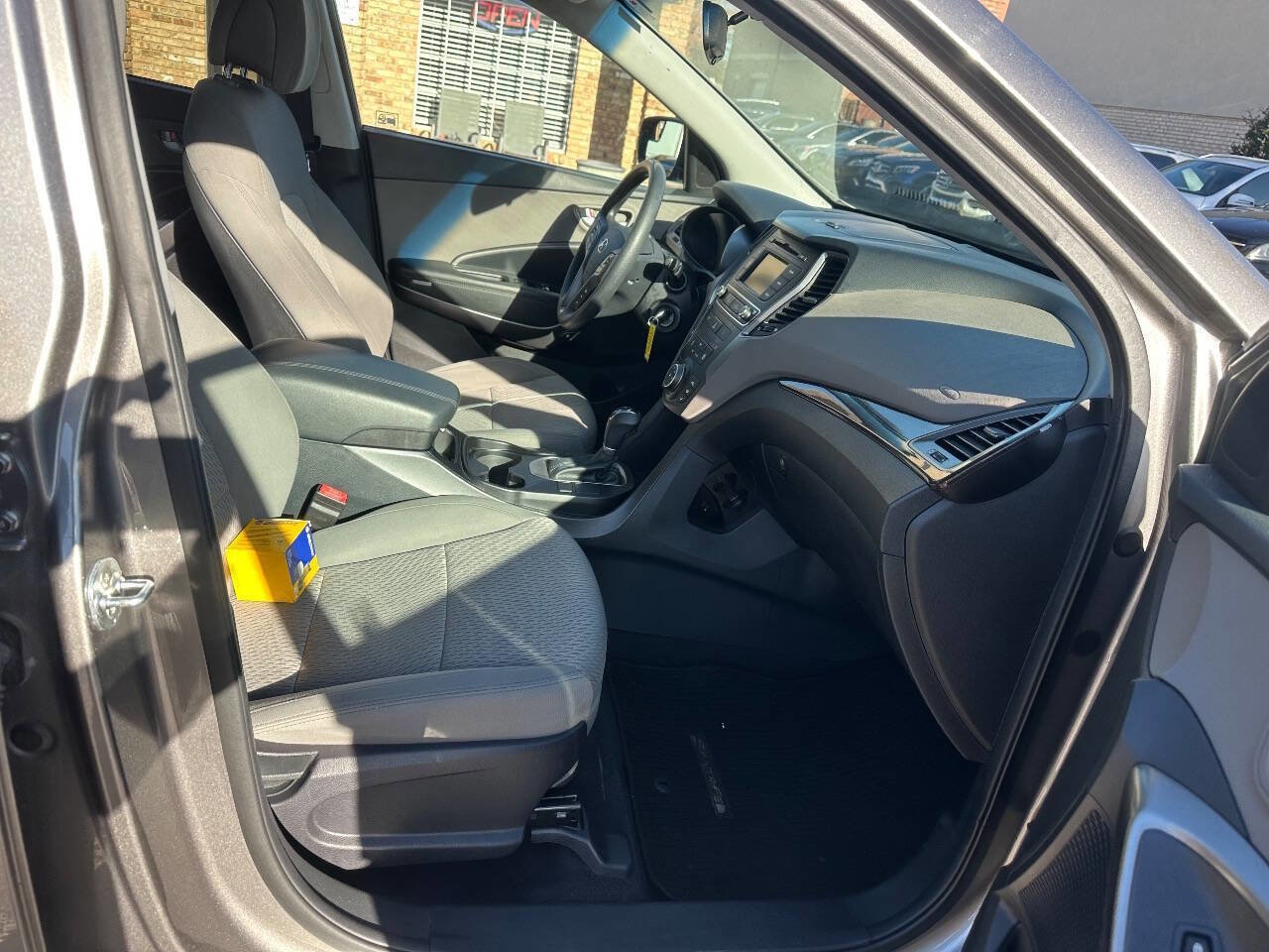 Used 2017 Hyundai Santa Fe Sport image 17