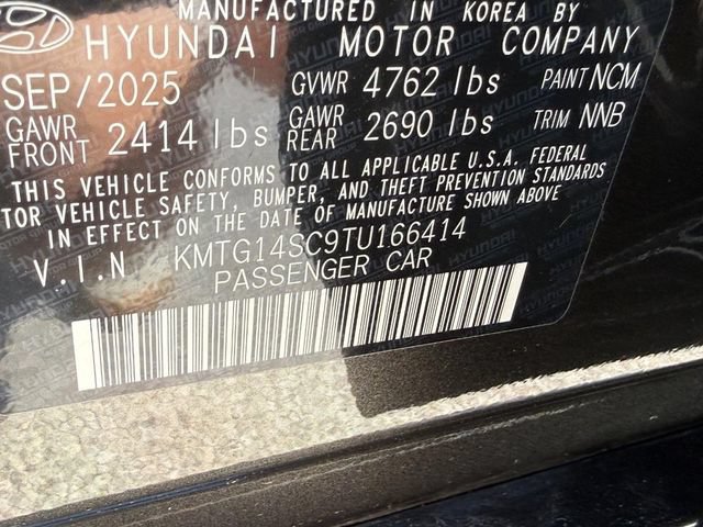 Used 2026 Genesis G70 2.5T RWD image 30