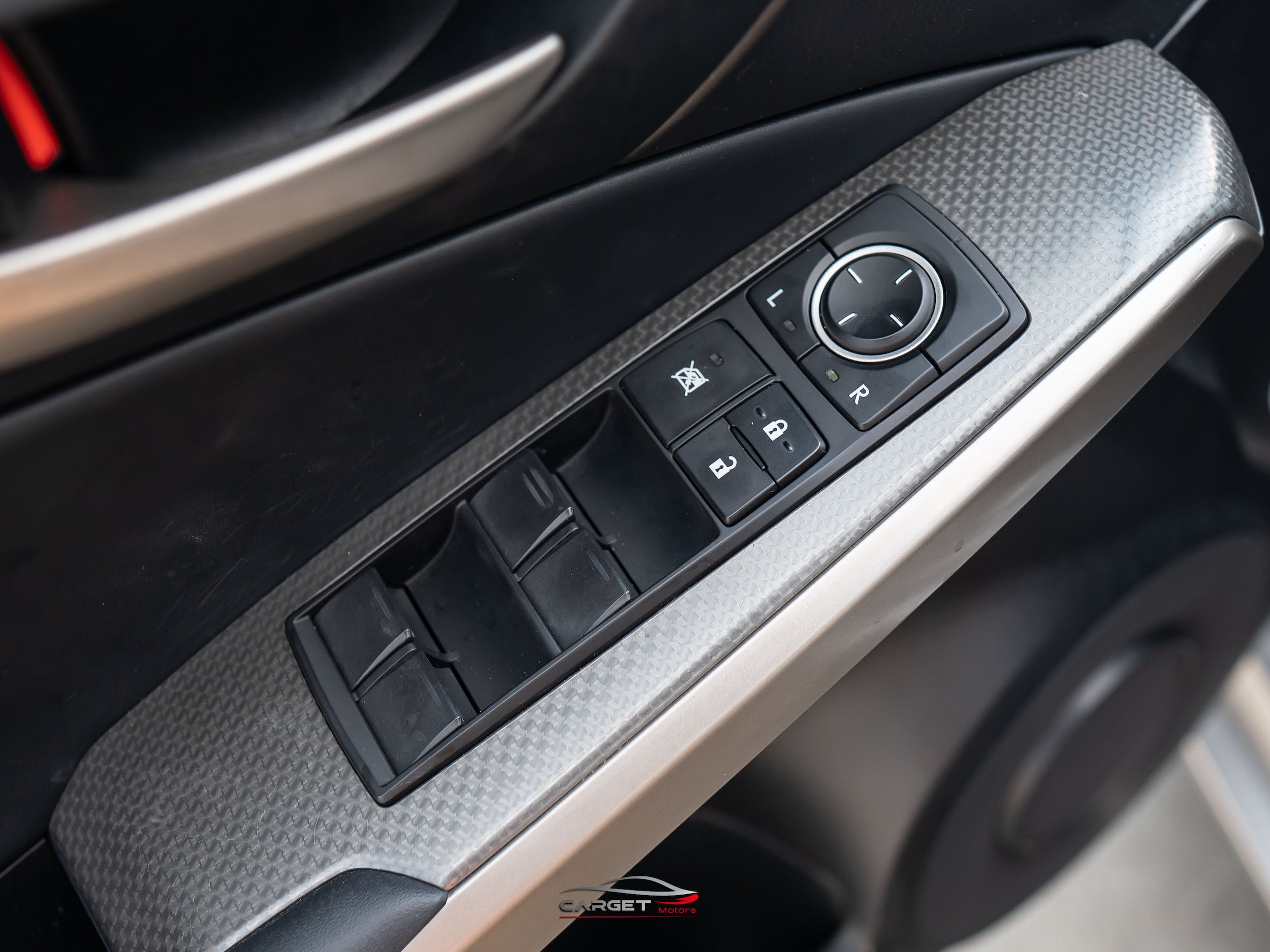 Used 2018 Lexus IS 300 F Sport w/ F Sport Package RWD image 42