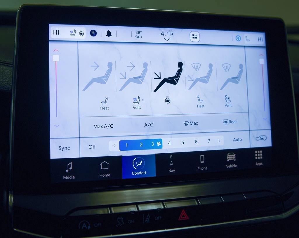 Used 2022 Jeep Compass Trailhawk w/ Trailhawk Elite Group image 22