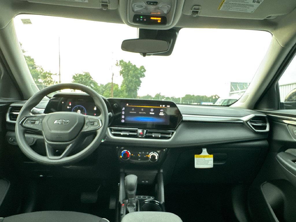 New 2026 Chevrolet TrailBlazer LT w/ Midnight Edition FWD image 30