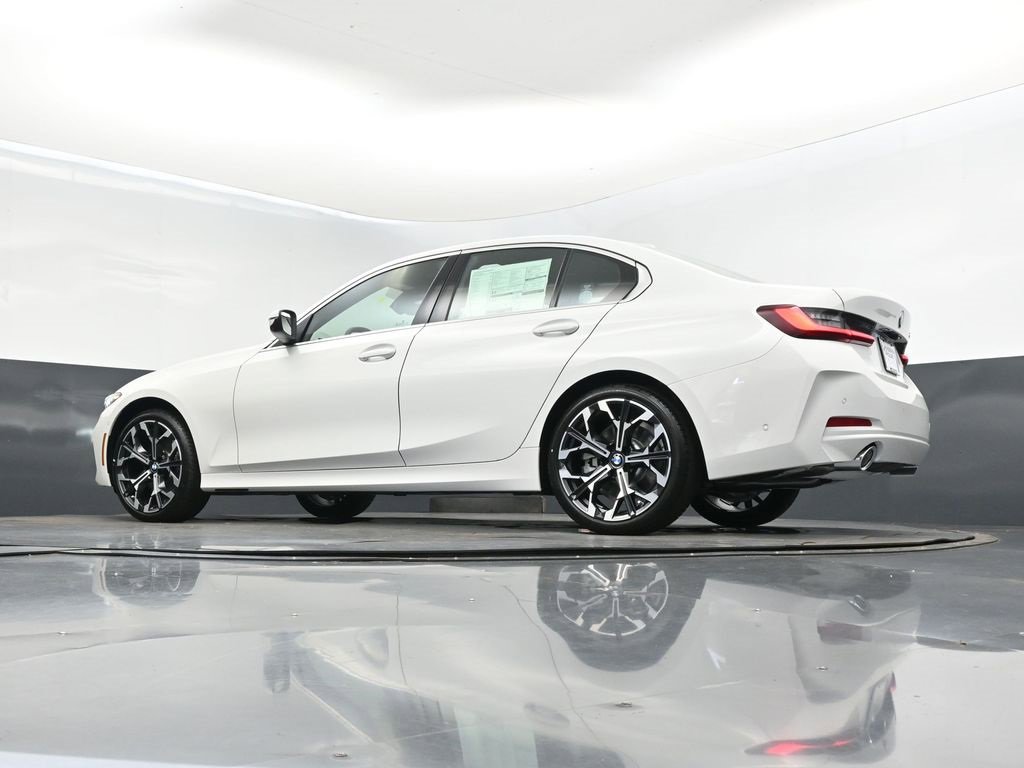 New 2026 BMW 330i Sedan w/ Convenience Package image 40