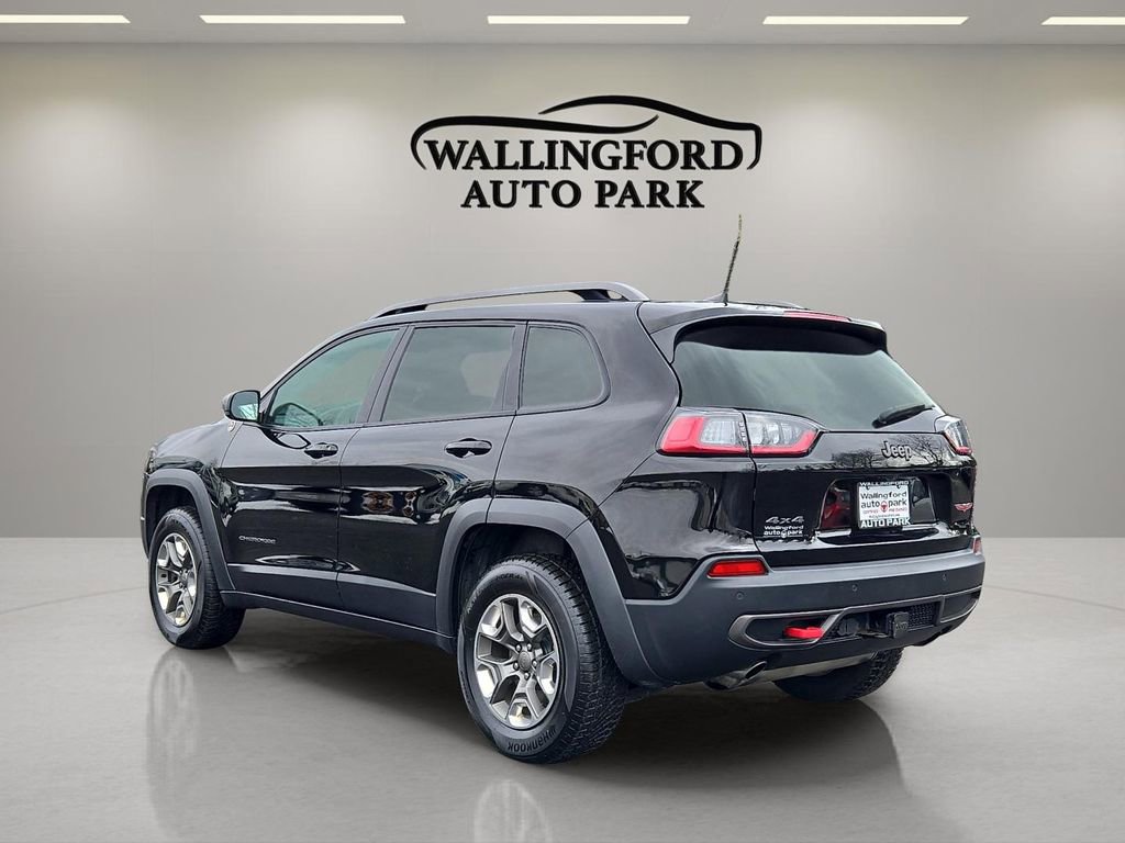 Used 2019 Jeep Cherokee Trailhawk AWD/4WD image 6