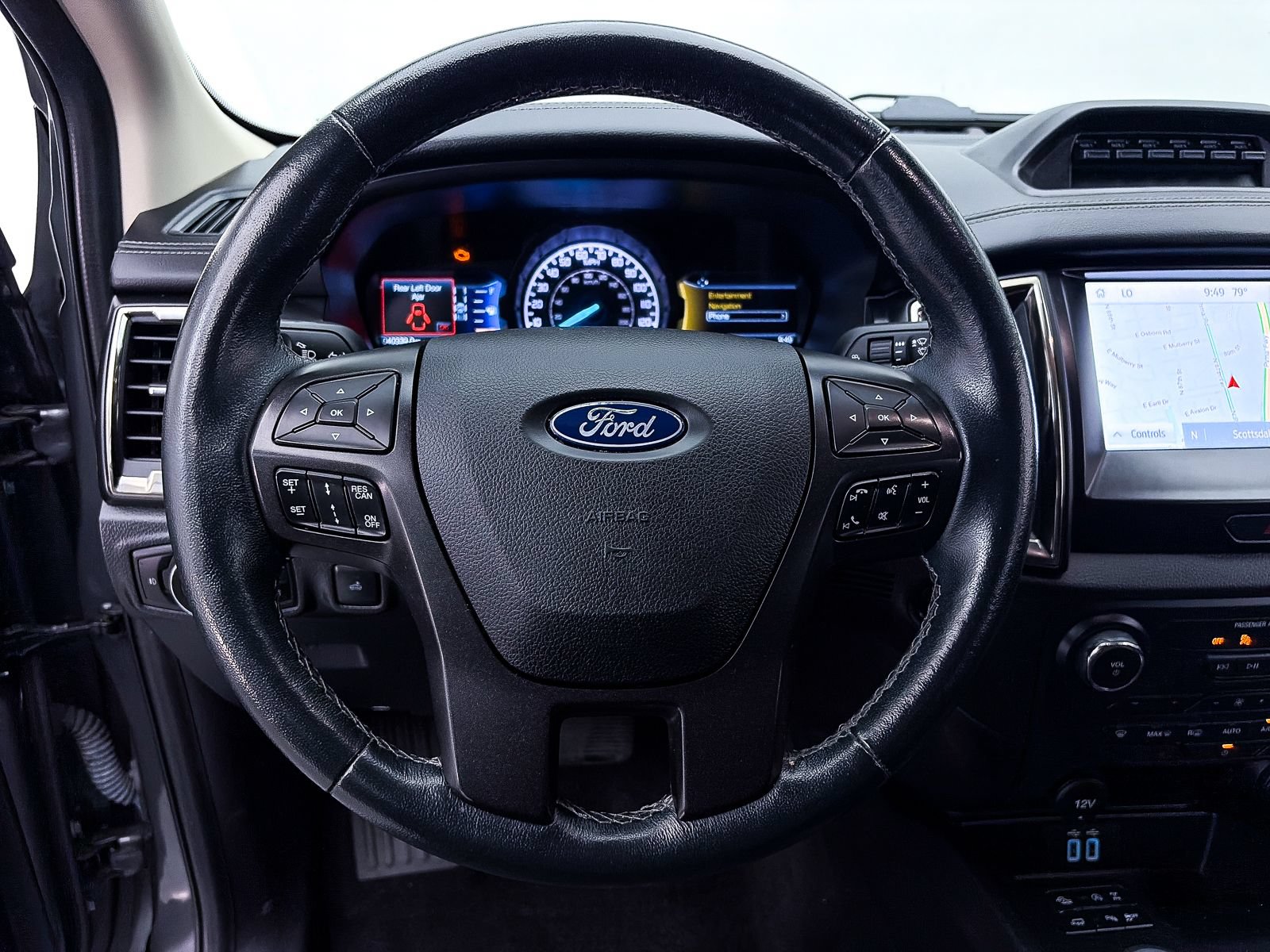 Used 2023 Ford Ranger Lariat w/ Tremor Off-Road Package AWD/4WD image 32