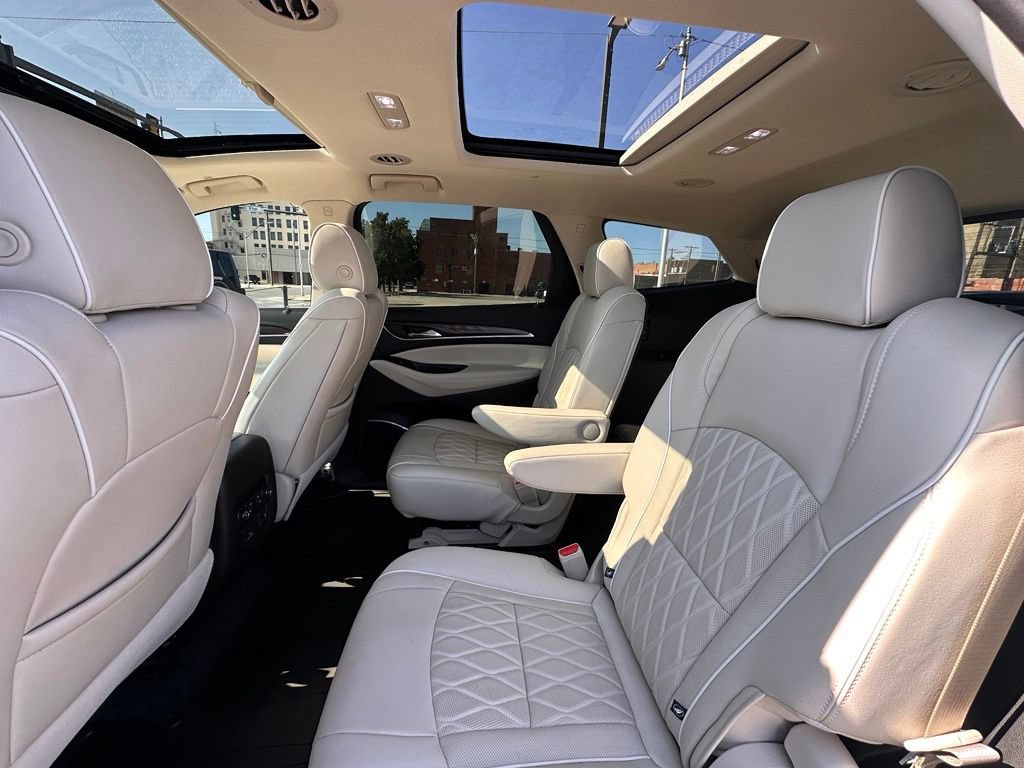 Used 2023 Buick Enclave Avenir w/ Avenir Technology Package FWD image 16