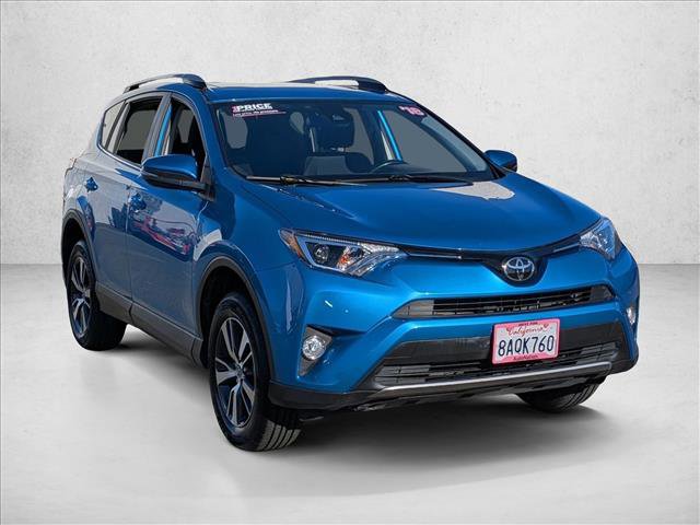 Used 2018 Toyota RAV4 XLE image 3