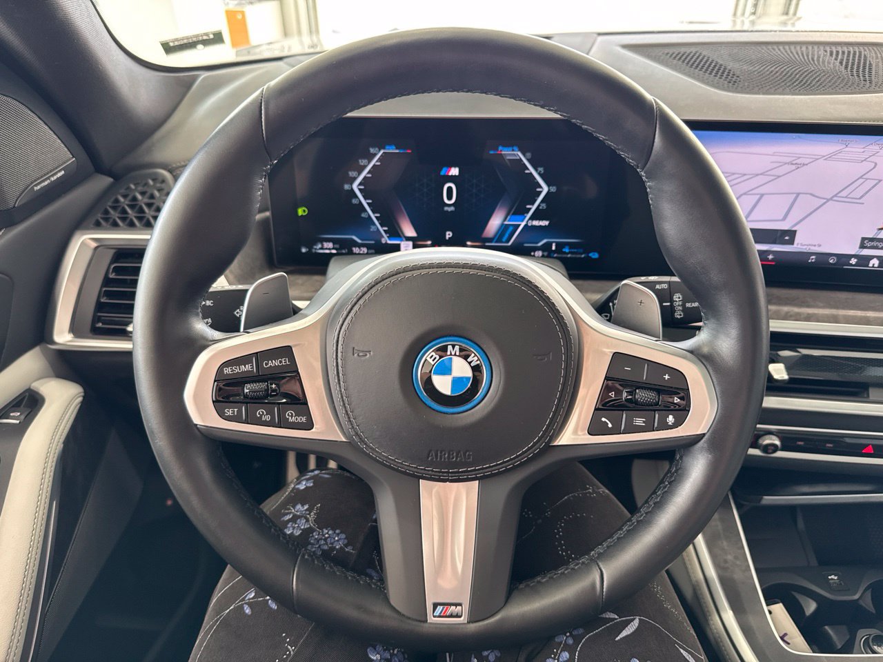 Used 2024 BMW X5 xDrive50e w/ M Sport Package AWD/4WD image 19