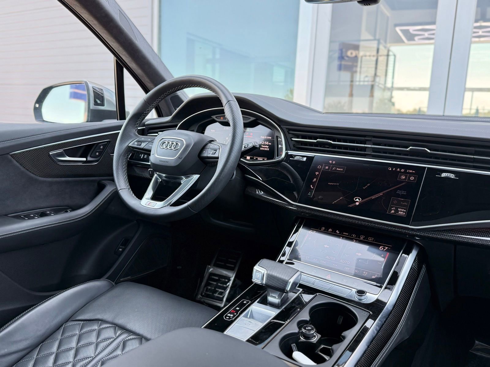 Used 2023 Audi SQ7 Prestige w/ Prestige Package image 41